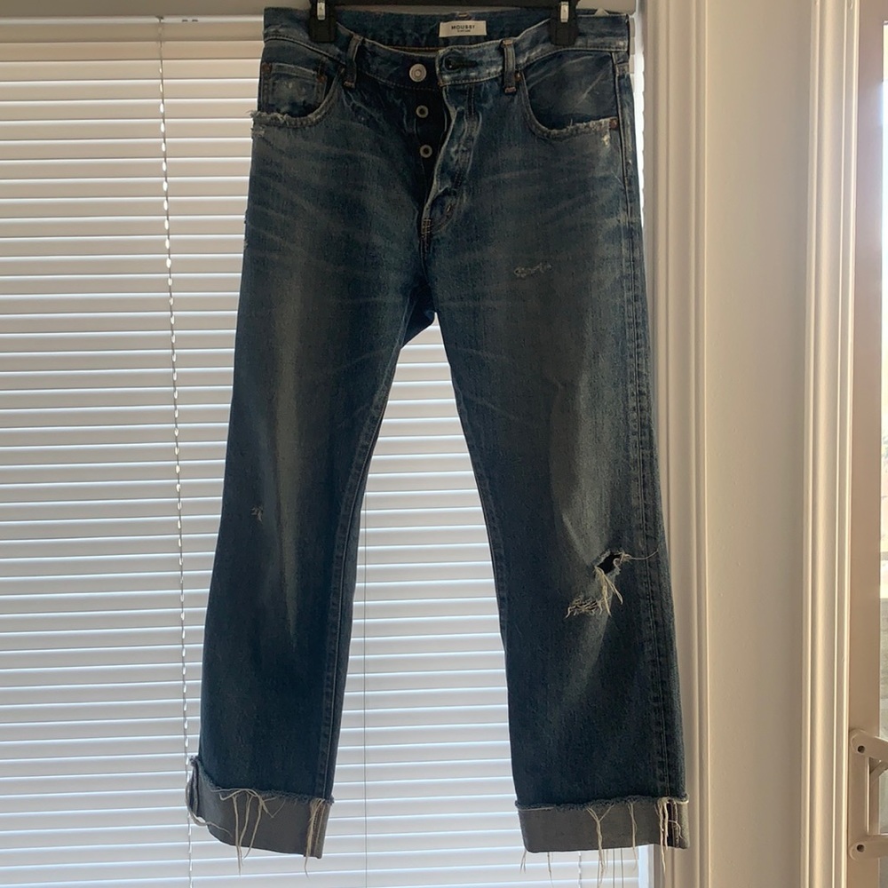 Distressed Moussy vintage cropped jeans